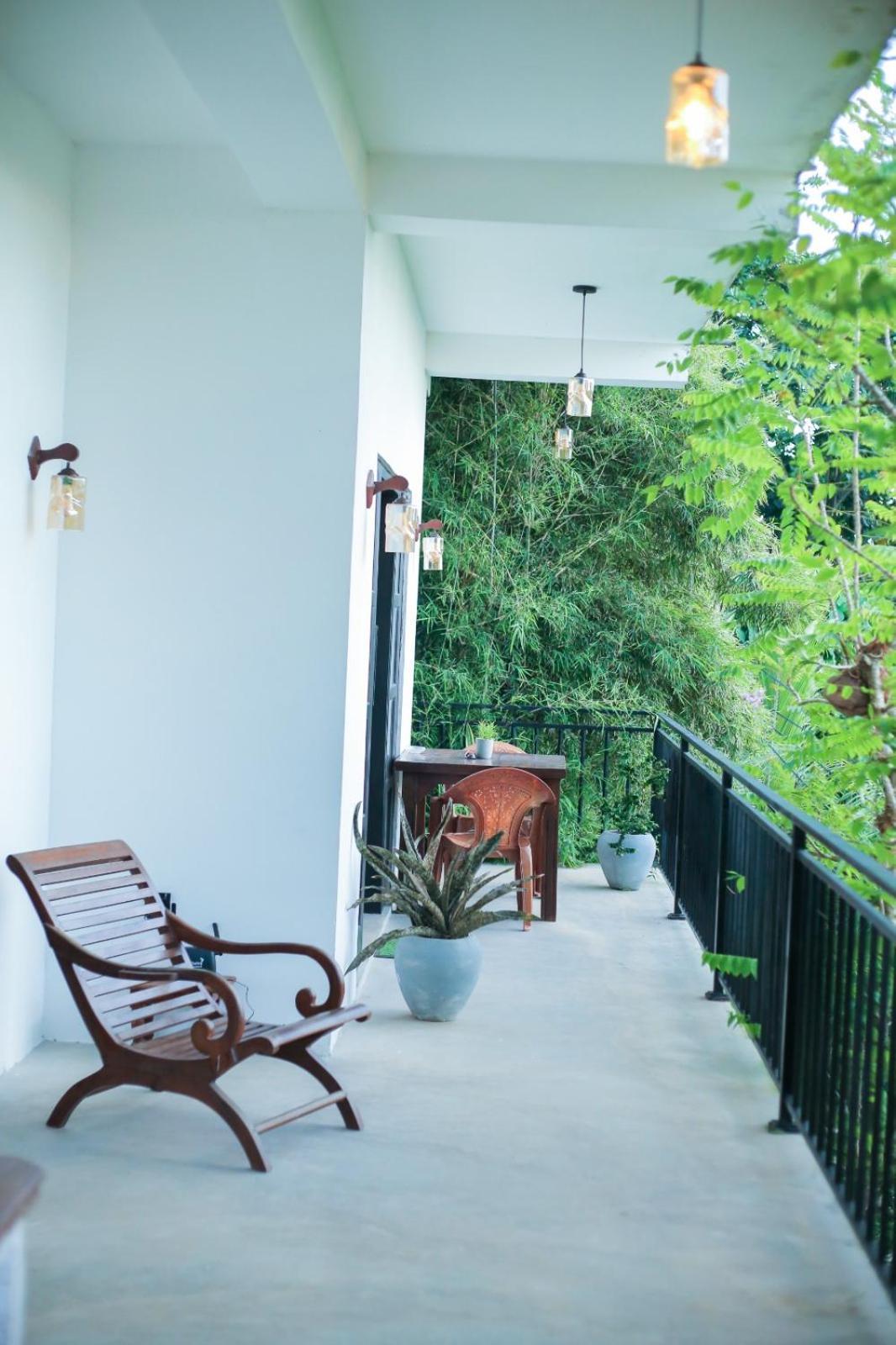 Mountain Relax Inn Weligama Esterno foto